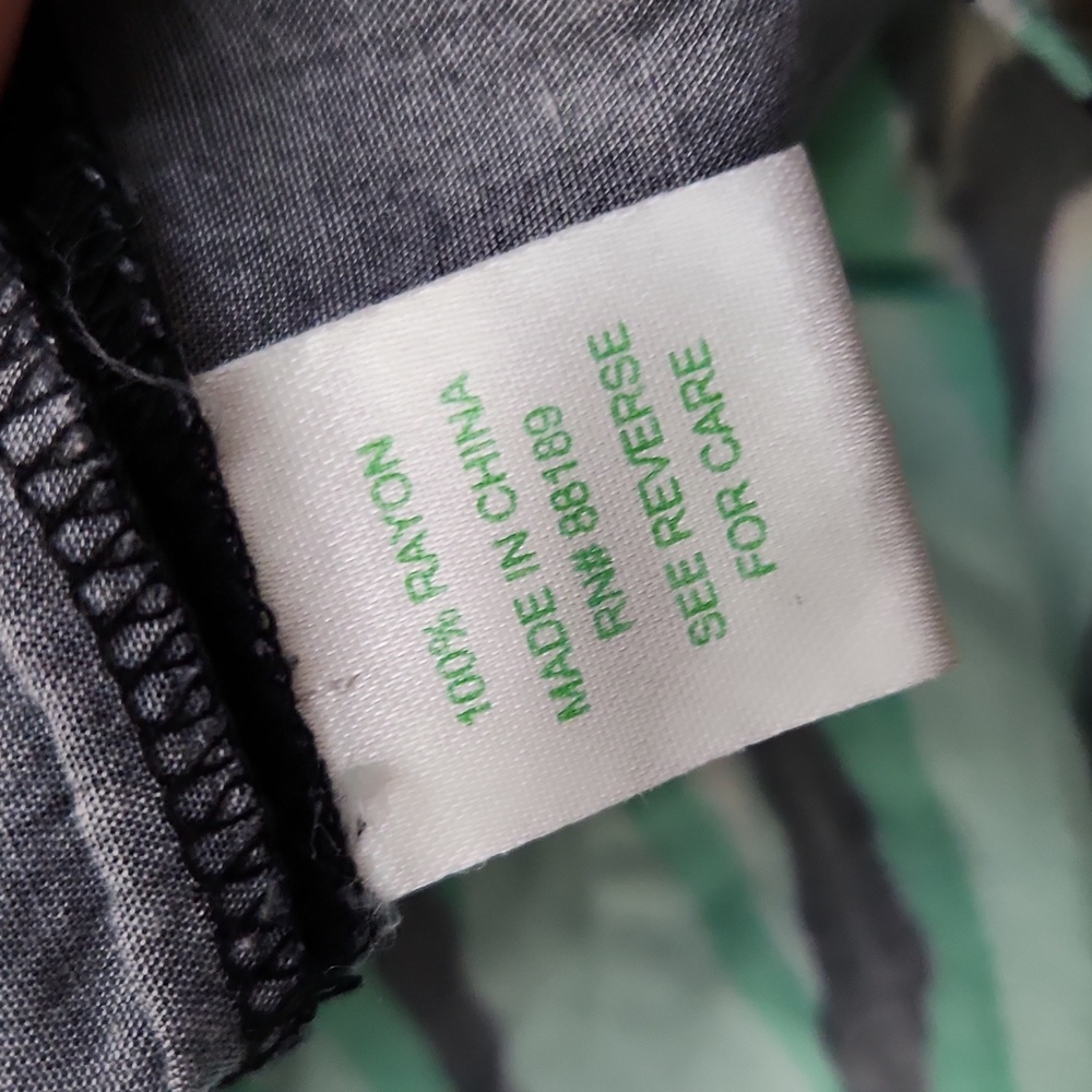 Lilly Pulitzer Collared Dress Size 10 - Picture 14 of 16